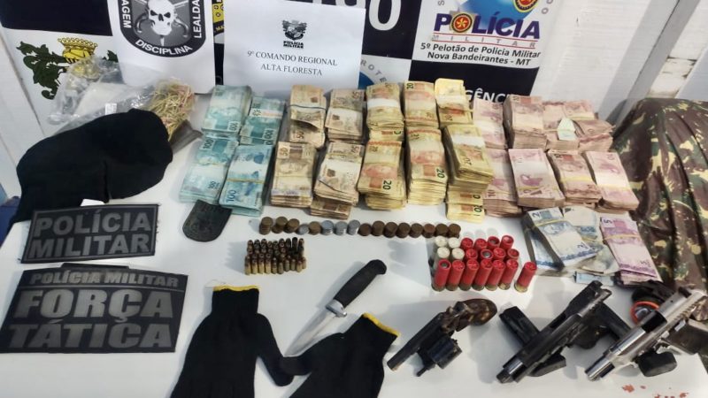 PM recupera R$ 164,7 mil roubados de cooperativas no Nortão; 4 bandidos morreram e buscas prosseguem
