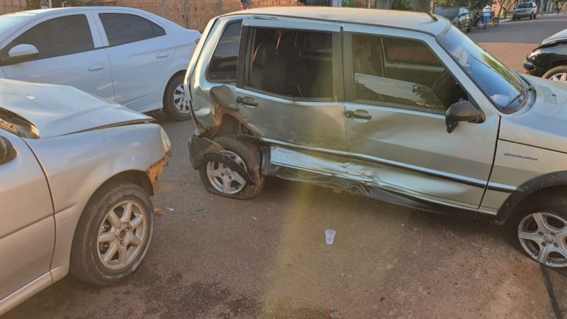 Sorriso: Três veículos se envolvem em colisão no Pinheiros 3