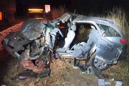 Homem morre após grave colisão entre carro e caminhão na BR-163