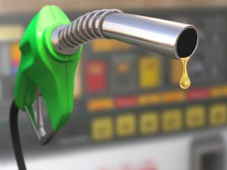 Artigo – Governadores se aproveitam da falta de informação da população para aumentar valores dos combustíveis nos Estados