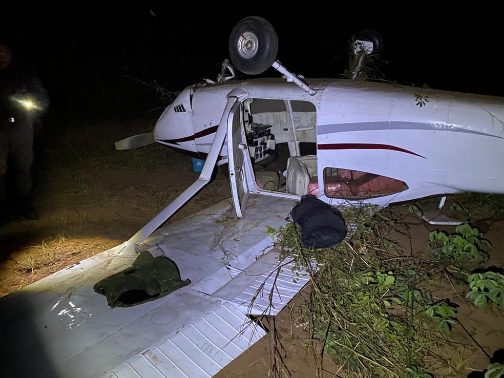 Avião com quase 300 kg de cocaína que saiu da Bolívia cai em MT e piloto é  preso - Nortão MT - O seu canal de notícias 100% digital