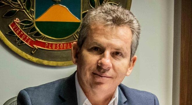 Governador Mauro Mendes decide não parar o comércio com medidas restritivas
