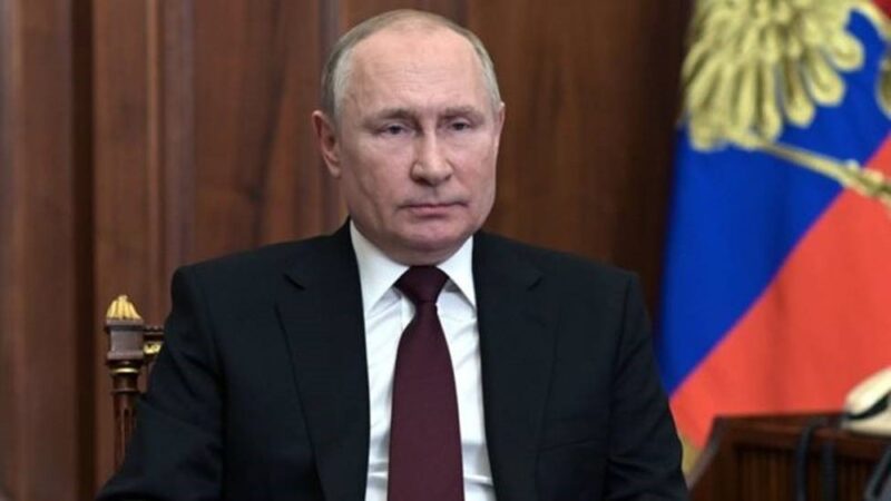 Putin ordena operação especial no leste da Ucrânia