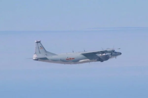 Aviões de guerra da China sobrevoam Taiwan e governo da ilha reage
