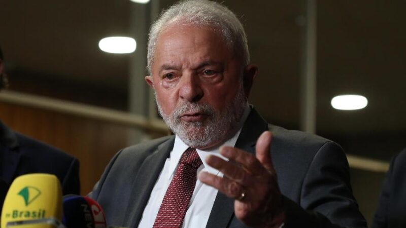 Lula sanciona aumento de salário para ministros do STF