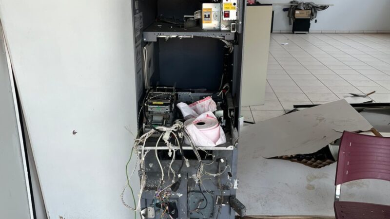 Polícia Civil prende três suspeitos de armar bombas caseiras para explodir caixa eletrônico em MT
