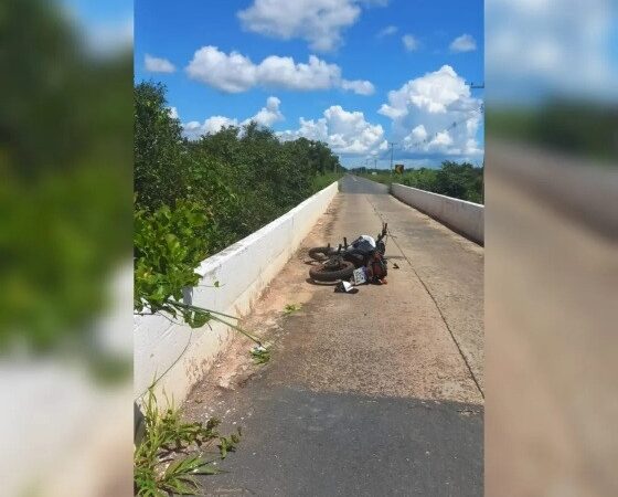 Homem morre afogado após bater moto e cair em rio em MT