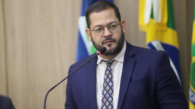 Paulinho pede resposta ao Governo do Estado sobre UTI´s infantis
