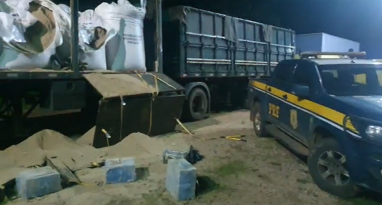 PRF apreende quase 200 kg de cocaína com caminhoneiro que carregou próximo de Sorriso
