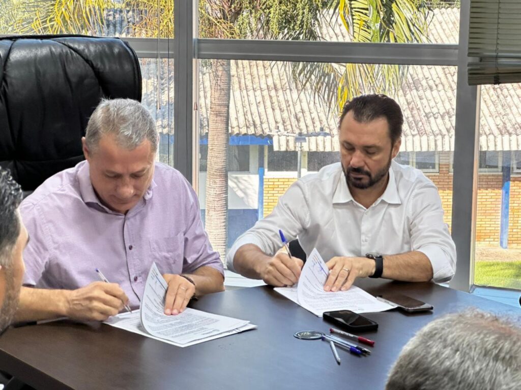 Prefeitura firma parcerias e garante mais de R$ 7,5 milhões em investimentos em saúde e assistência em Sorriso
