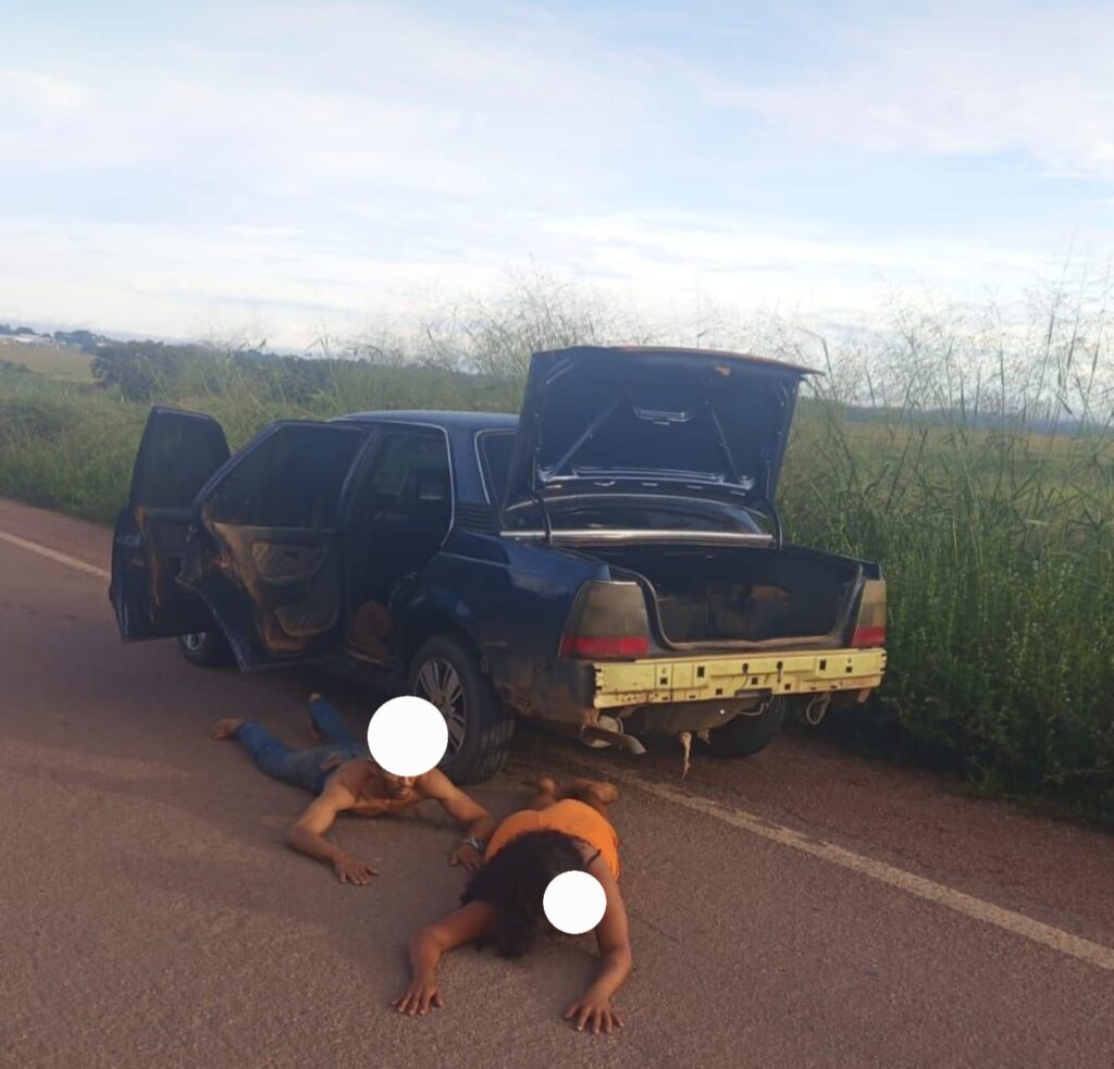 Polícia prende suspeitos de assalto com reféns em fazenda; dois morrem em confronto em MT