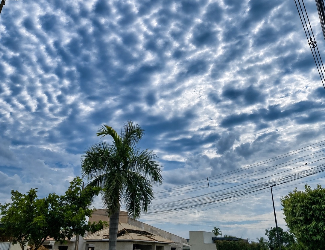 Cidades do Nortão amanhecem com nuvens baixas e previsão indica possibilidade de chuva isolada nesta quarta-feira