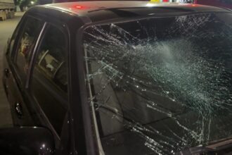 Motociclista fica ferida após bater em carro e ser arremessada contra para-brisa em Sorriso