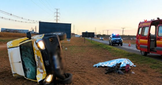 Homem morre após ser atropelado enquanto trafegava de bicicleta elétrica na BR-364