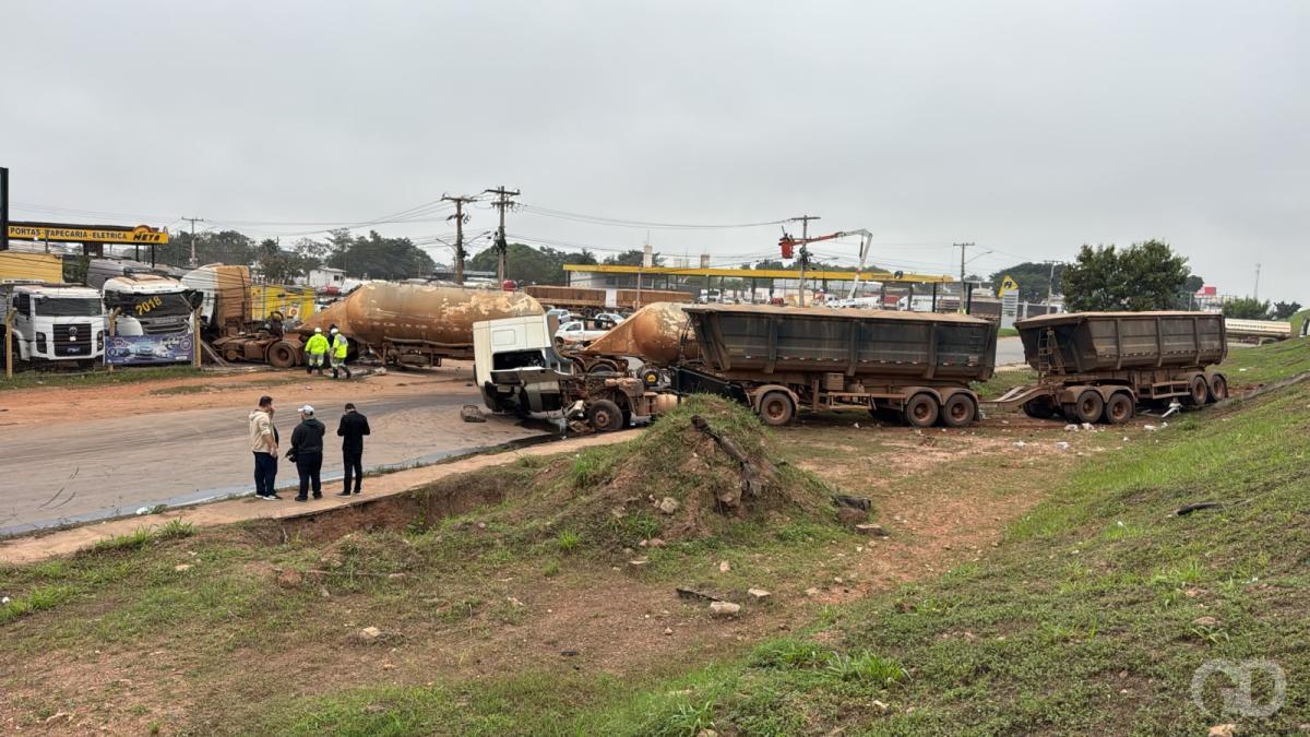 Motorista de carreta é preso por embriaguez após acidente com dois veículos na BR-364 em Cuiabá